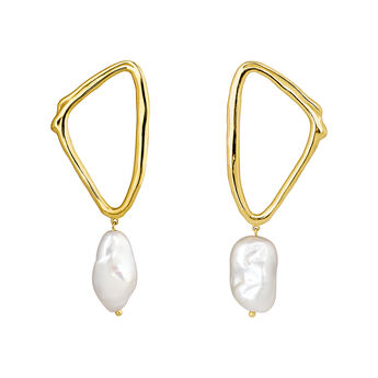 Gold plated triangular earrings with baroque pearl , J04200-02-WP,hi-res