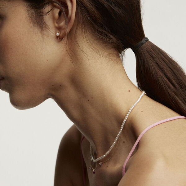 9K pearl and pink sapphire hoop earrings, J04895-02-WP-PS,model