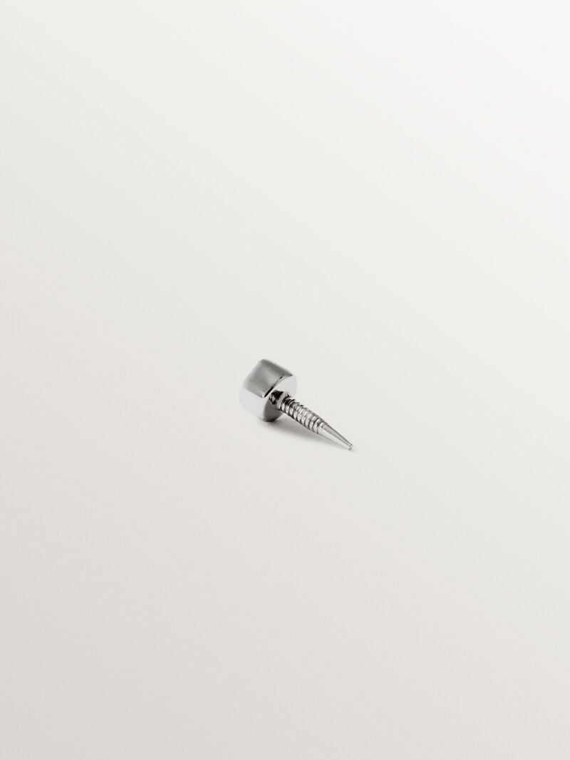18K White Gold Solitaire Piercing with 0.014 ct Diamond image number 1