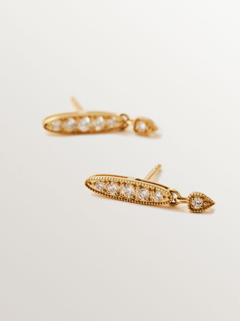 18K yellow gold earrings with brilliant cut diamonds image number 4