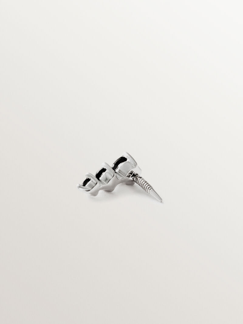 18k white gold piercing with black diamonds image number 2