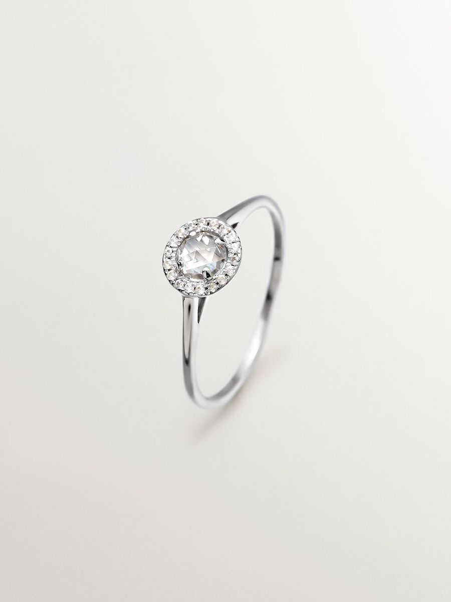 archivo rigidez Porque Anillo de plata con piedra topacio blanco y orla de zafiros blancos |  Aristocrazy