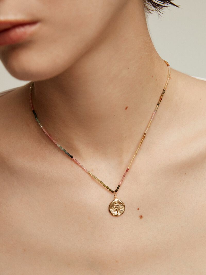 925 Silver Libra Charm bathed in 18K yellow gold image number 1