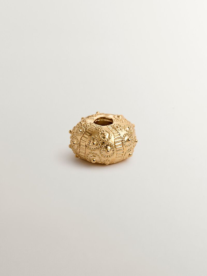 18K yellow gold-plated 925 silver charm in the shape of a sea urchin. image number 2