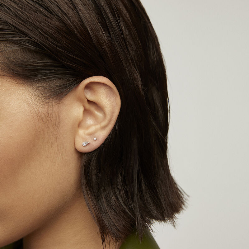 Mini white gold piercing earring with 0.014 ct diamond, J04289-01-H-S, model