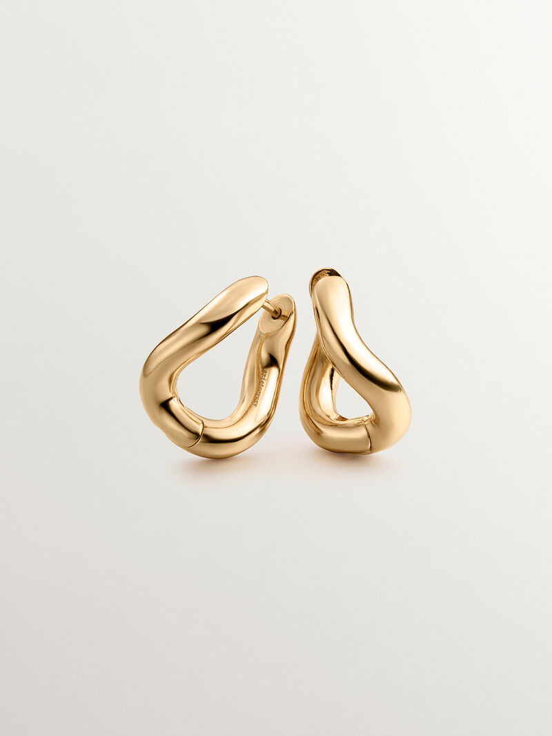 Medium thick 925 silver hoop earrings bathed in 18K yellow gold with a wavy shape. image number 4