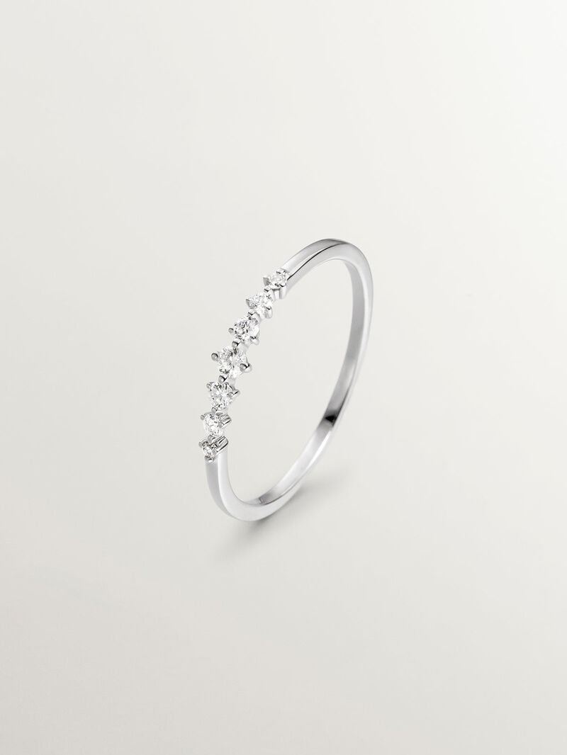 18K White Gold Ring with Diamonds image number 0