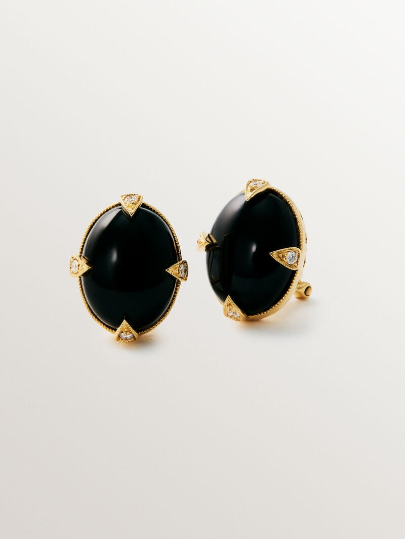 Pendientes de oro amarillo de 18K con ónix negro y diamantes en talla brillante image number 0