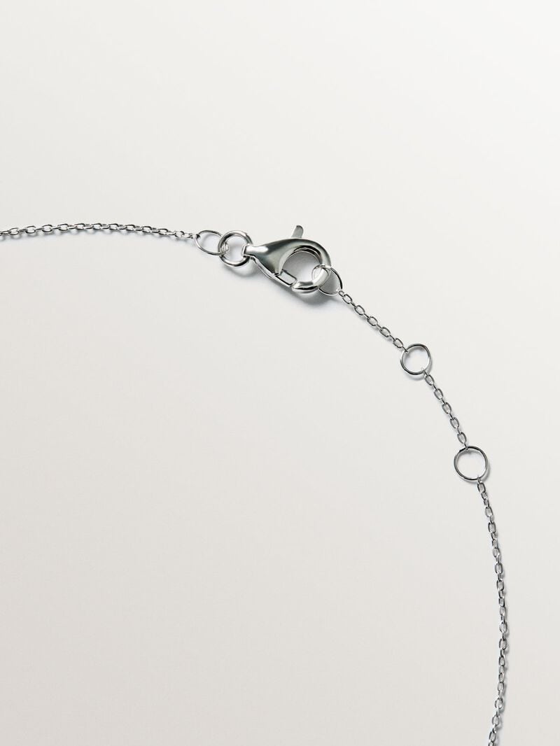 18K white gold solitaire pendant with 0.15ct diamond image number 4