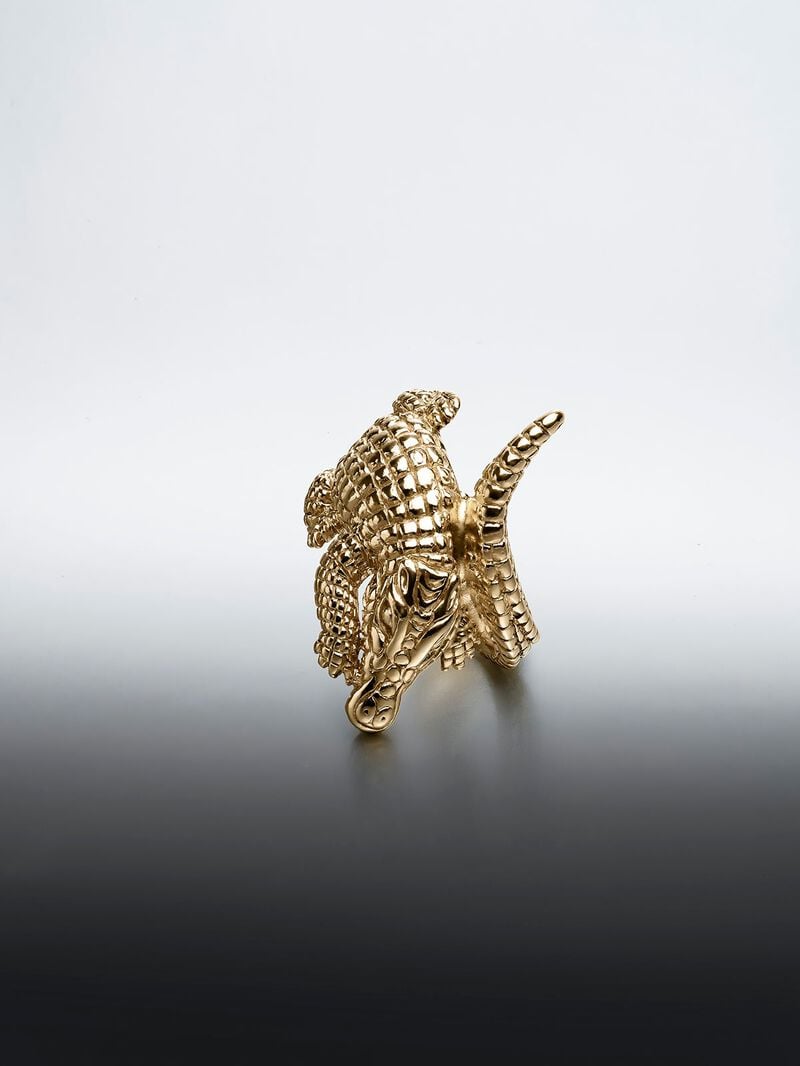 927 Silver wide ring, dipped in 18K yellow gold, in the shape of a crocodile. image number 8