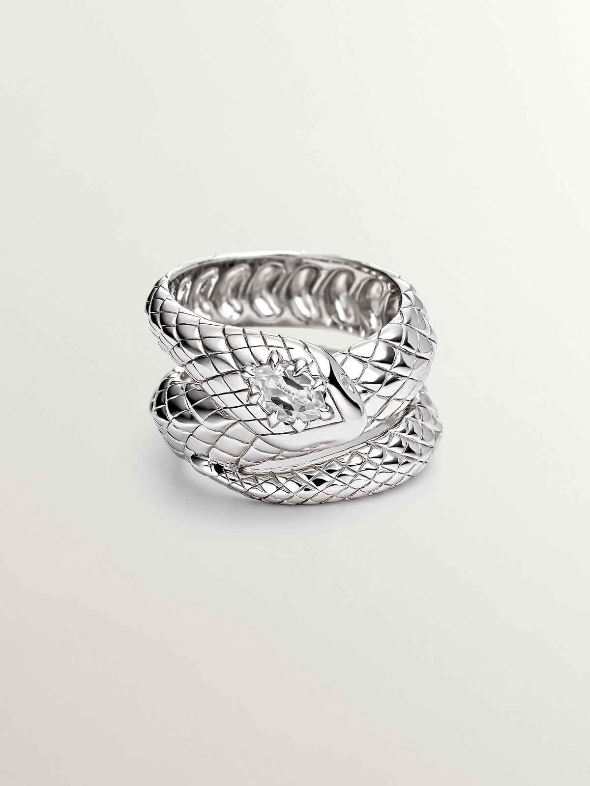 Anillo ancho de plata 925 con forma de serpiente y topacio y zafiros blancos Aristocrazy