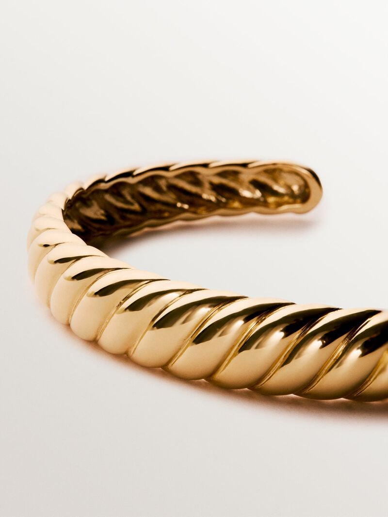 Rigid 18K yellow gold plated 925 silver bracelet with texture image number 4