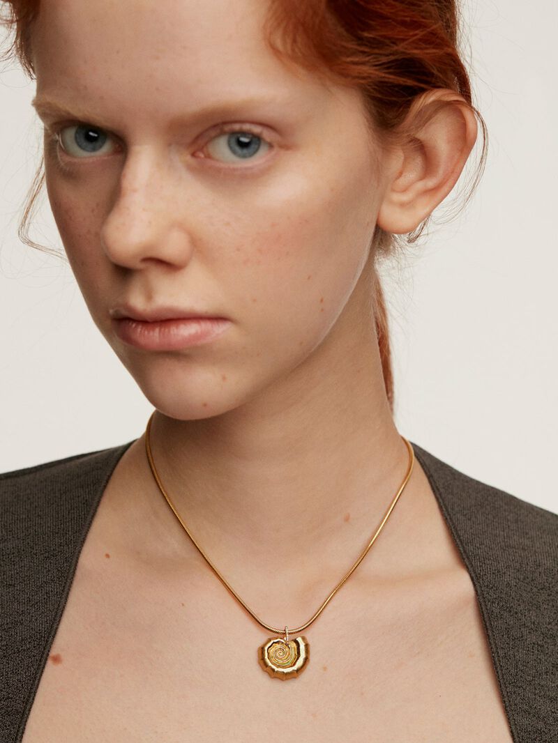 925 silver charm plated in 18K yellow gold with blue enameling and white topazes shaped like a shell. image number 3