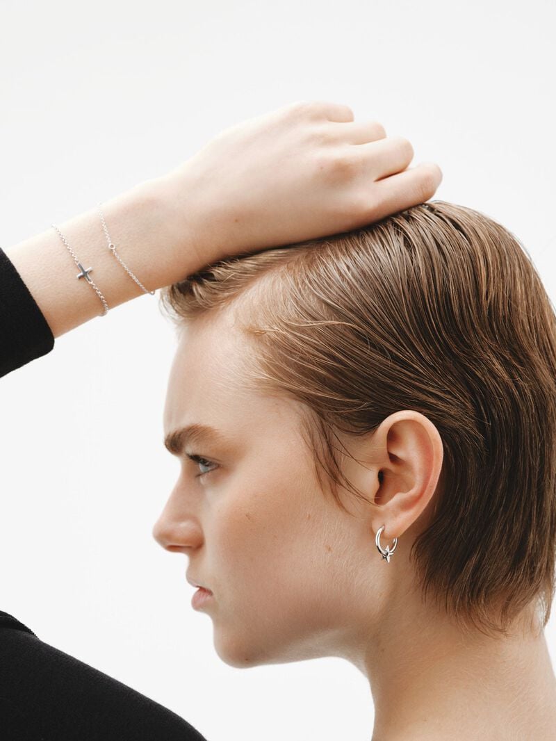 Small 925 silver hoop earrings with star. image number 3