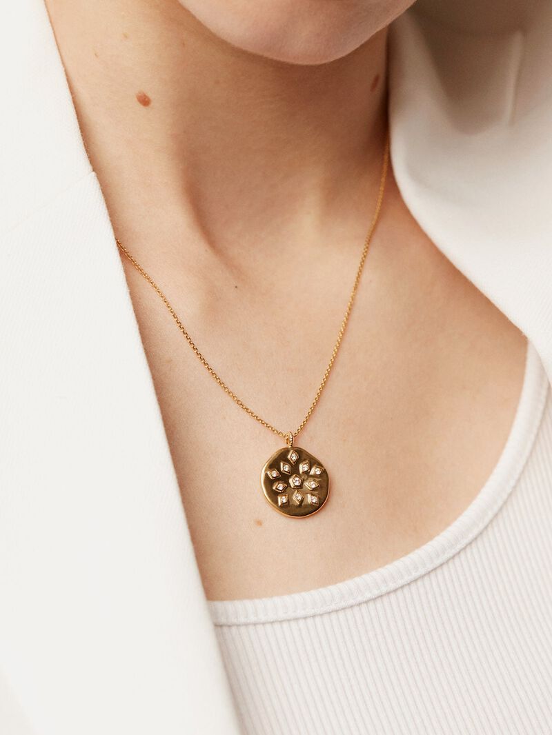 925 Silver pendant bathed in 18K yellow gold with medal and white topaz. image number 1