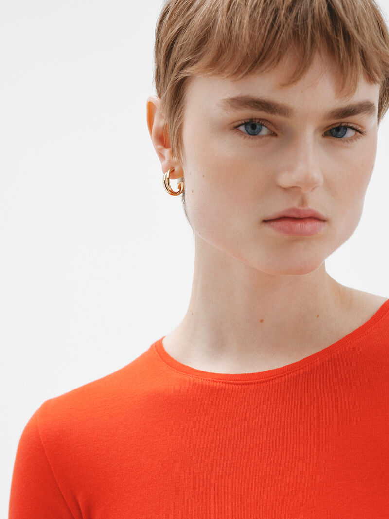 Medium double hoop earrings made of 925 silver coated in 18K yellow gold image number 3