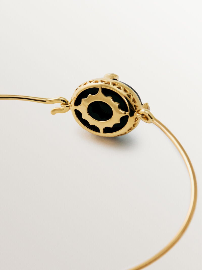 Pulsera de oro amarillo de 18K con ónix negro y diamantes en talla brillante image number 4