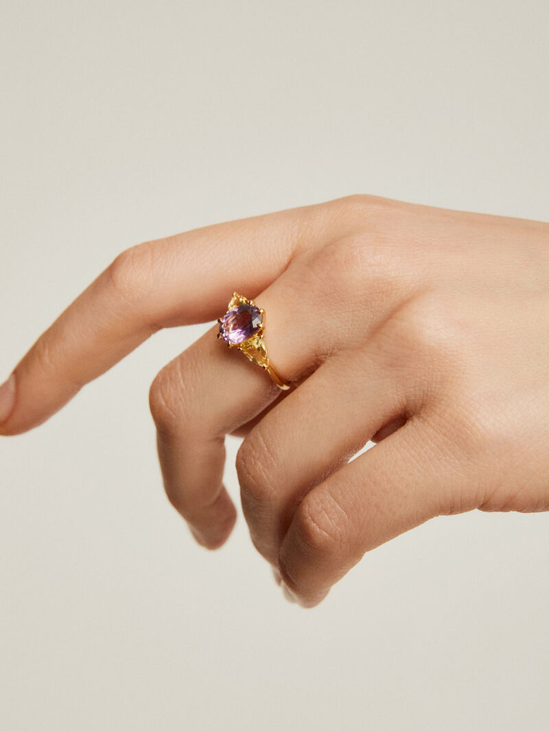 925 Silver trio ring bathed in 18K yellow gold with purple amethyst and yellow quartz. image number 3