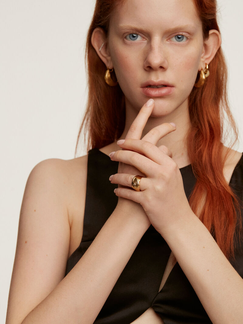 Wide 925 silver ring bathed in 18K yellow gold with embossed and irregular shape image number 5