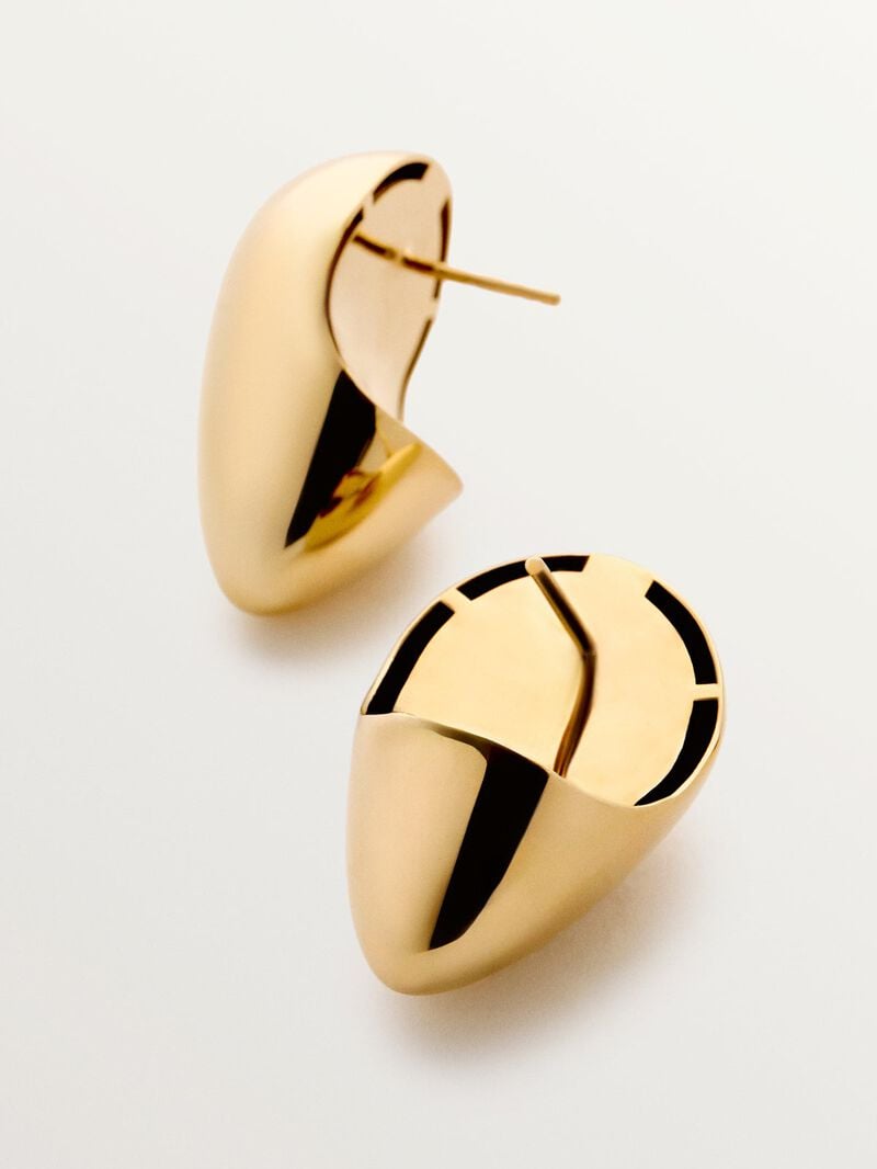 Medium drop earrings in 18K yellow gold plated 925 silver with polished effect image number 4