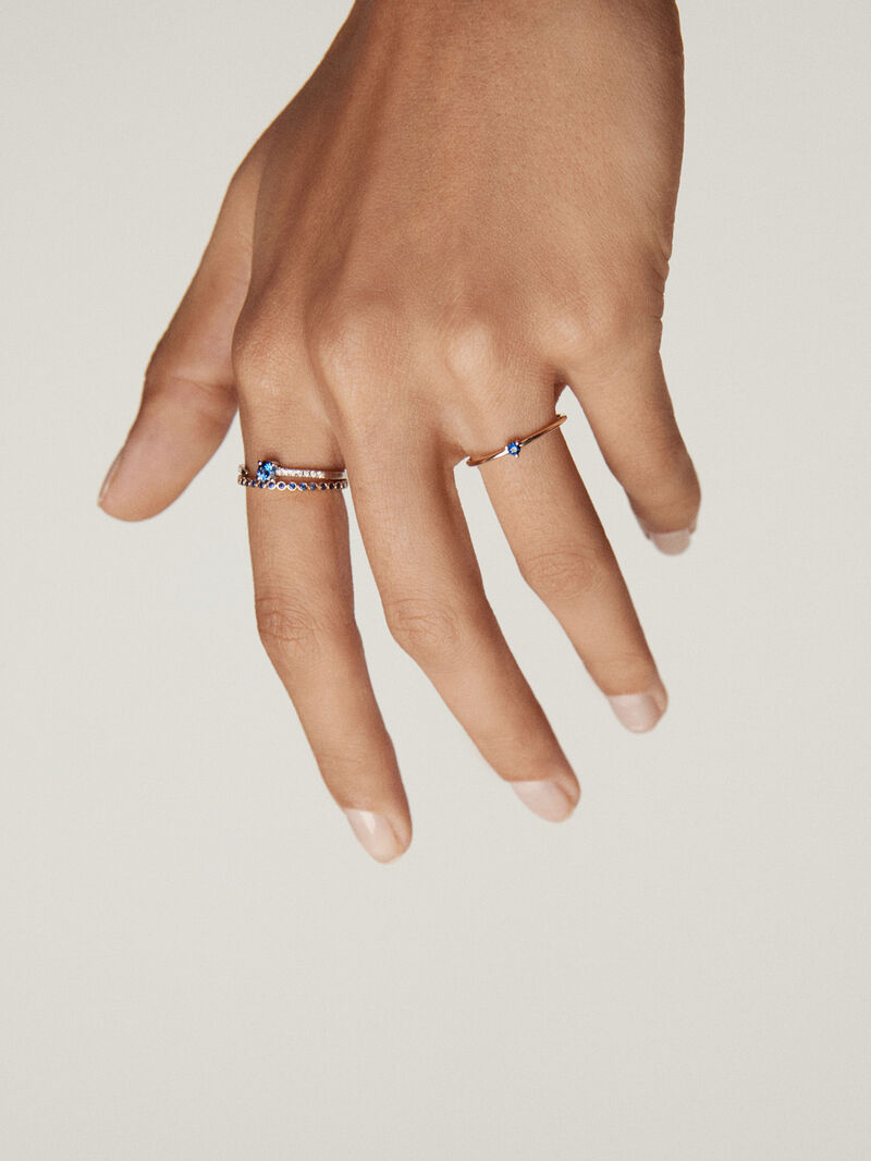 9K Yellow Gold Ring with Sapphires image number 5