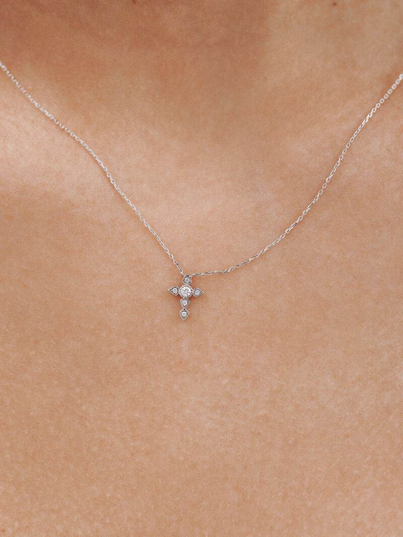 9K white gold pendant with diamond cross. image number 1