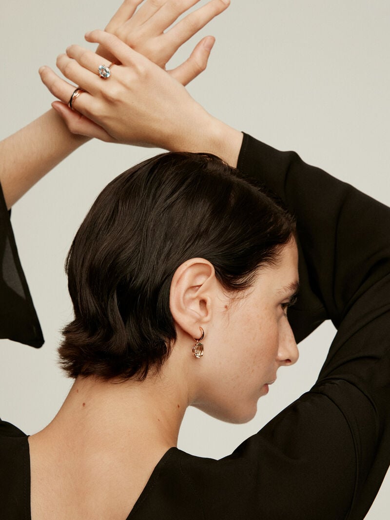 Large hoop earrings made of 925 silver plated in 18K yellow gold with green quartz. image number 8