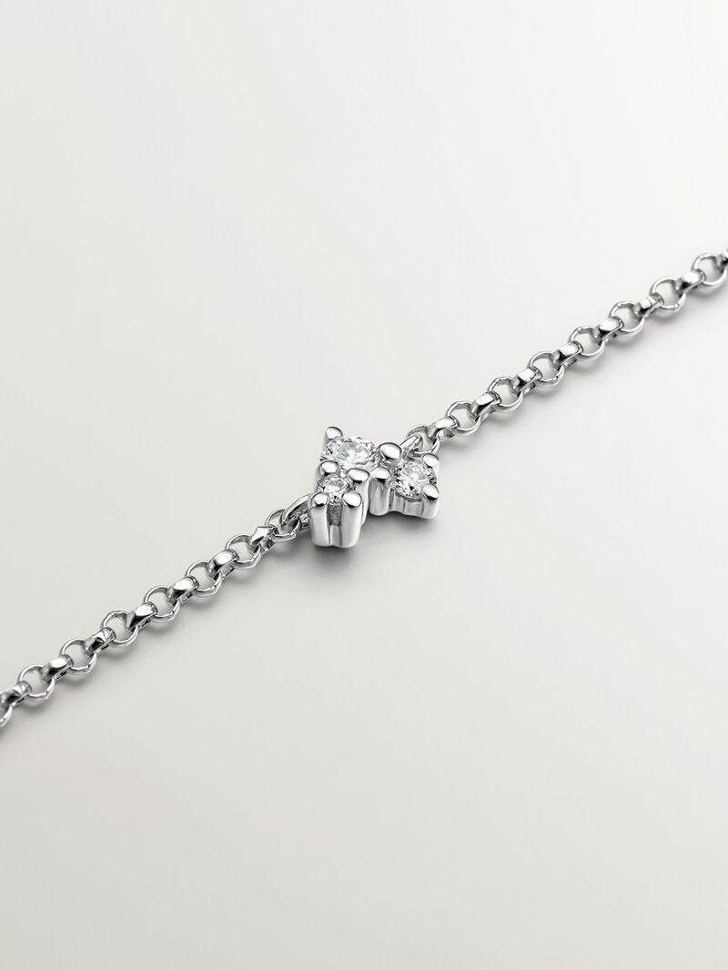 9K White Gold Rolo Link Bracelet with 3 Diamonds image number 4