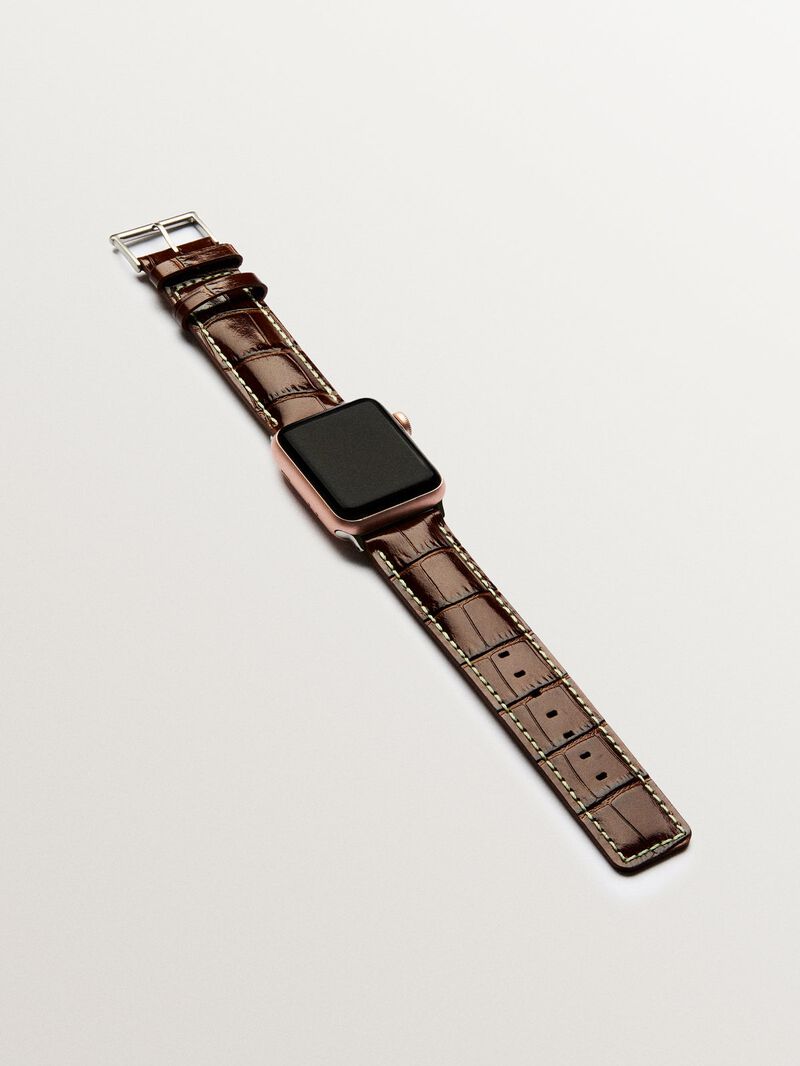 Brown crocodile-finish leather band for Apple Watch image number 2