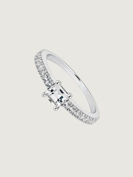Anillo de plata con piedra topacio blanco central y brazo de zafiros blancos, J03111-01-WT-WS,hi-res