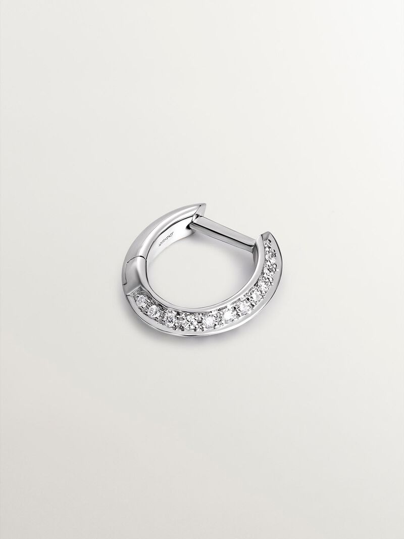 Individual small hoop earring in 18K white gold with 0.07cts diamonds. image number 2