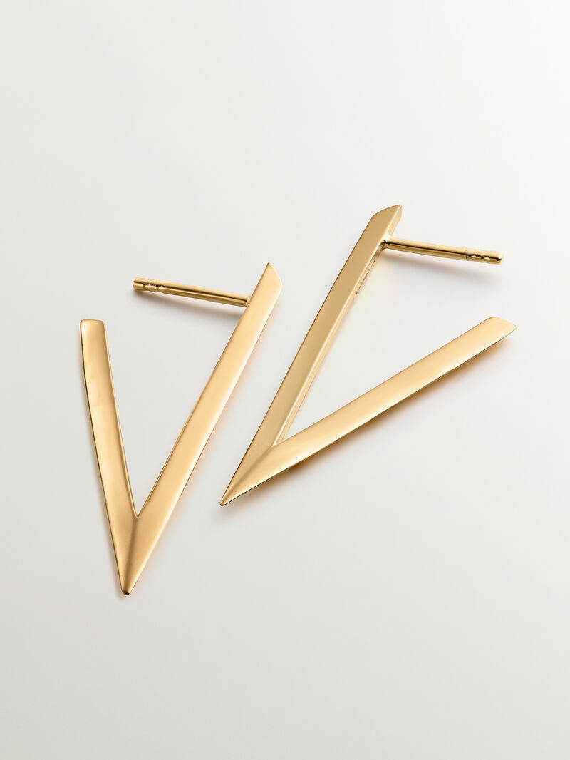 Large triangular earrings made of 925 silver coated in 18K yellow gold image number 2