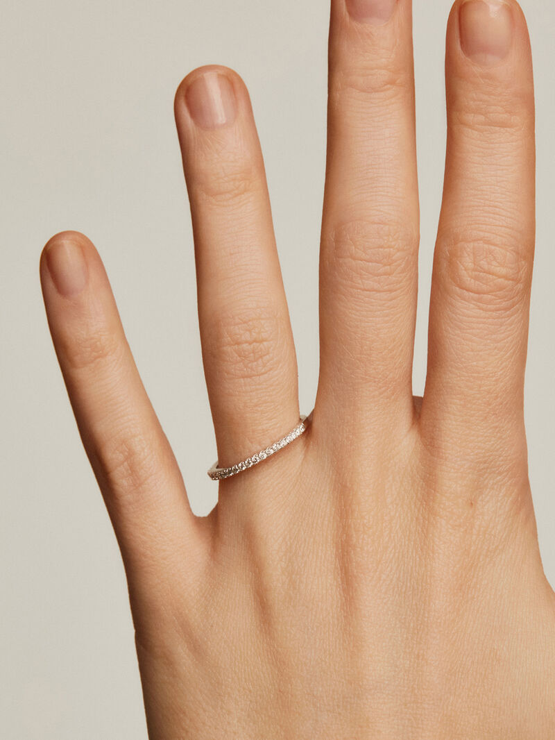 18K white gold ring with diamonds image number 3