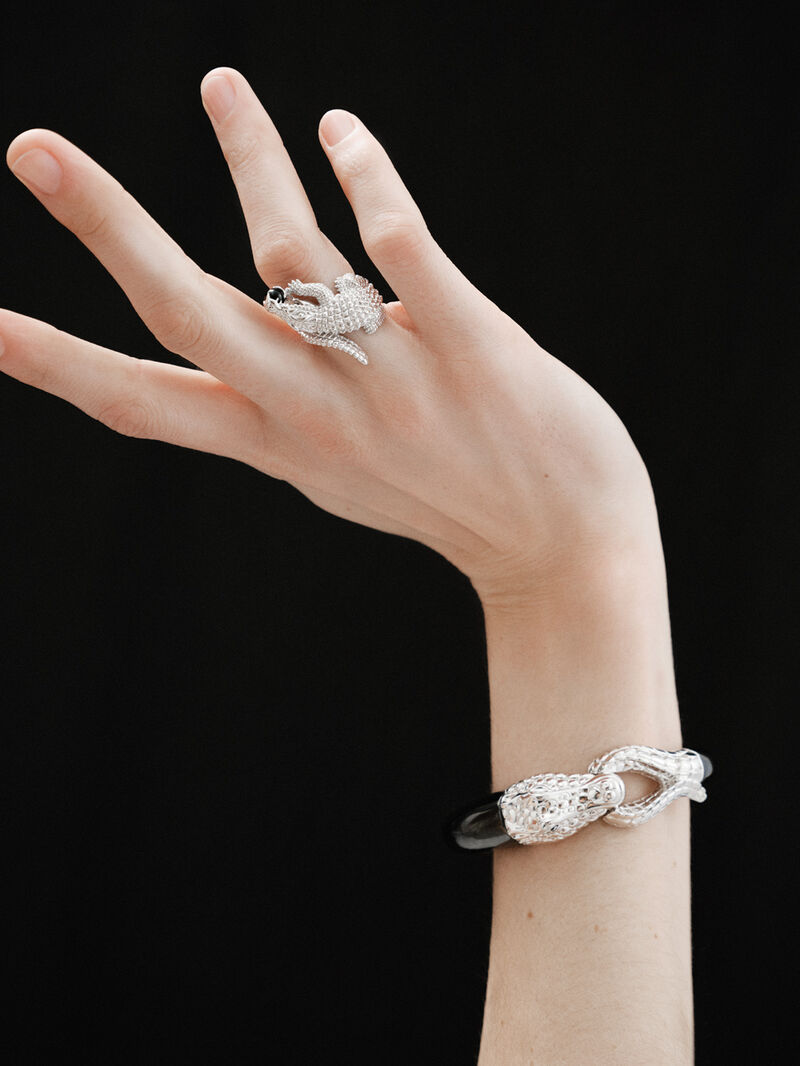 925 silver ring shaped like crocodile and black ónix image number 6