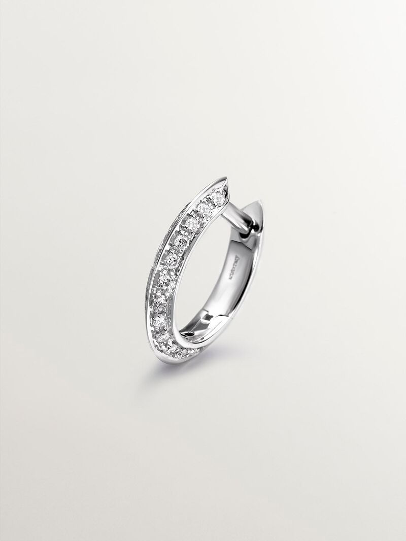 Individual small hoop earring in 18K white gold with 0.07cts diamonds. image number 0