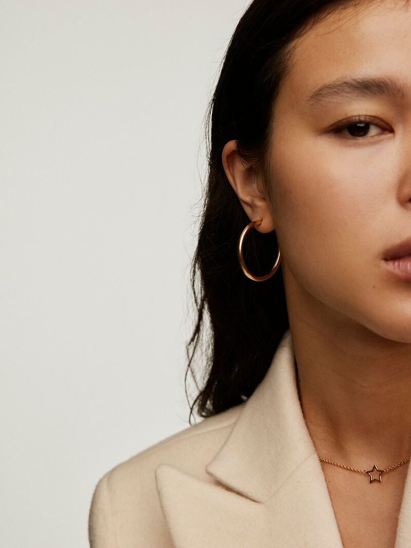 Large hoop earrings made of 925 silver, coated in 18K yellow gold. image number 5