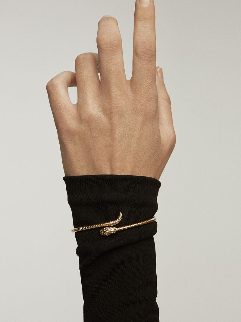 Brazalete de plata 925 bañada en oro amarillo de 18K con forma de serpiente image number 4