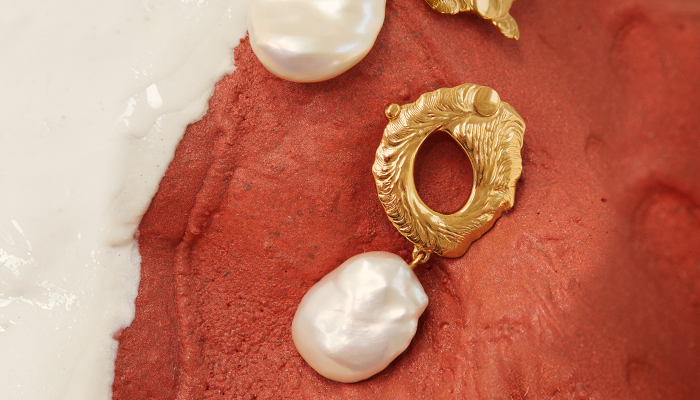 Entretien des bijoux en argent avec des perles