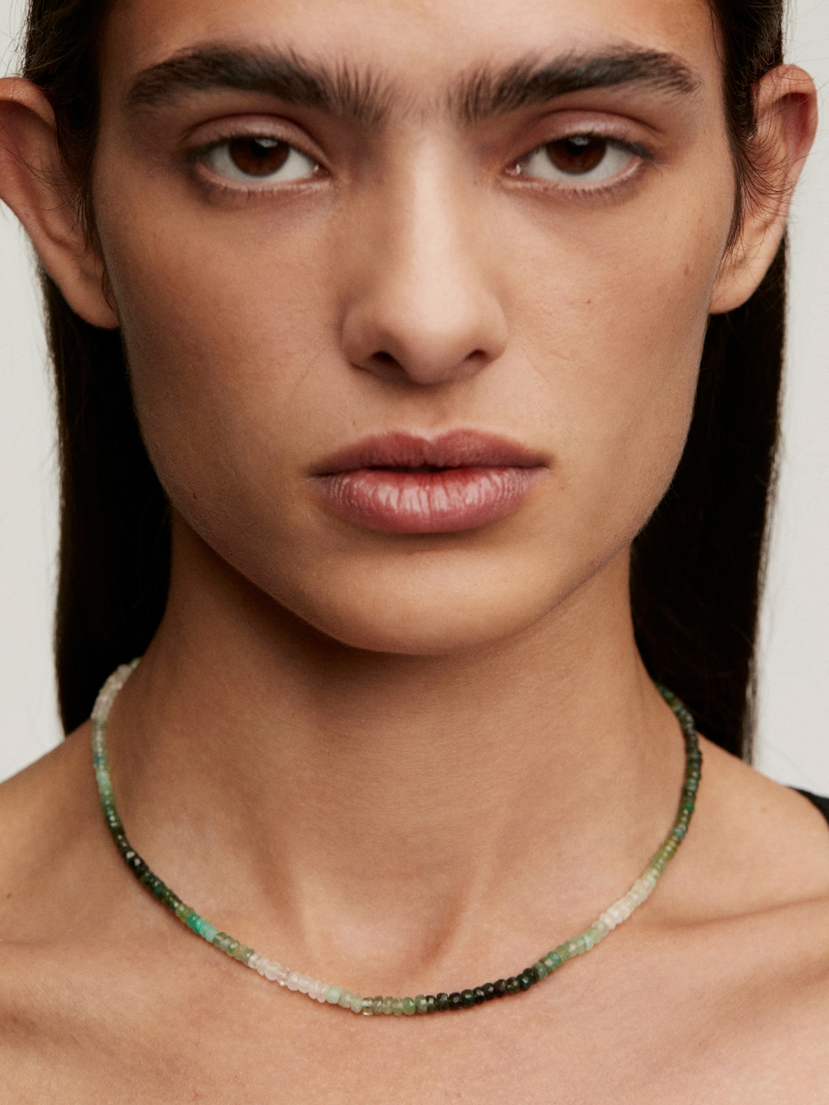 Collar de plata 925 bañada en oro amarillo de 18K con esmeraldas