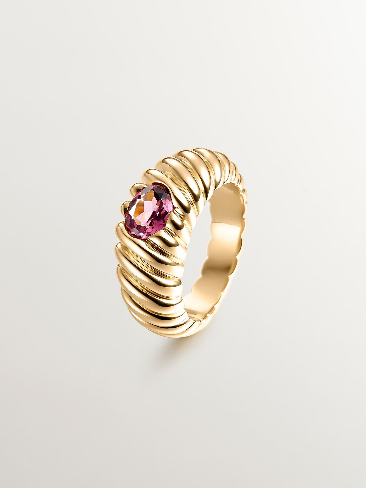 Gallon ring in 925 silver plated in 18K yellow gold with pink rhodolite