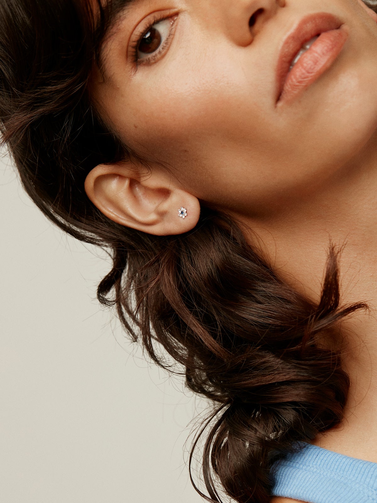 Boucles d'oreilles en argent 925 en forme de fleur avec saphir et topazes