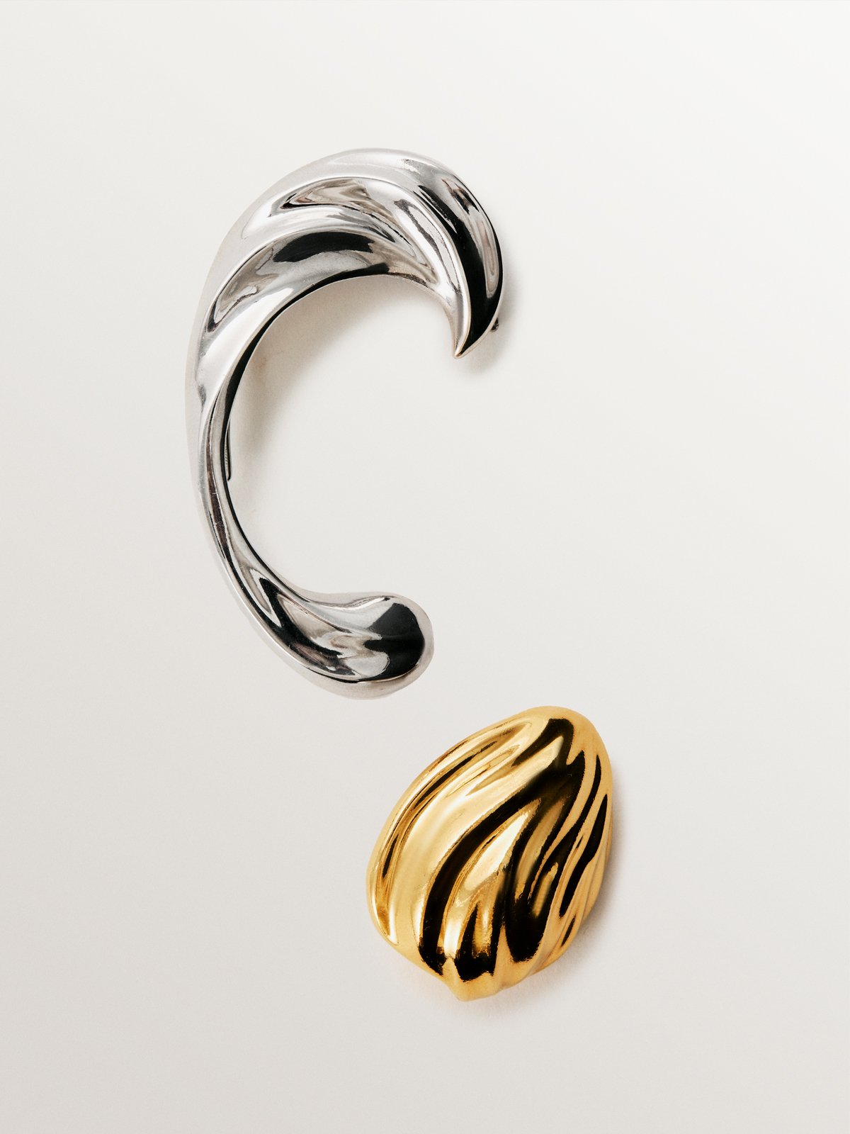 Pendiente earcuff de plata 925 con textura 