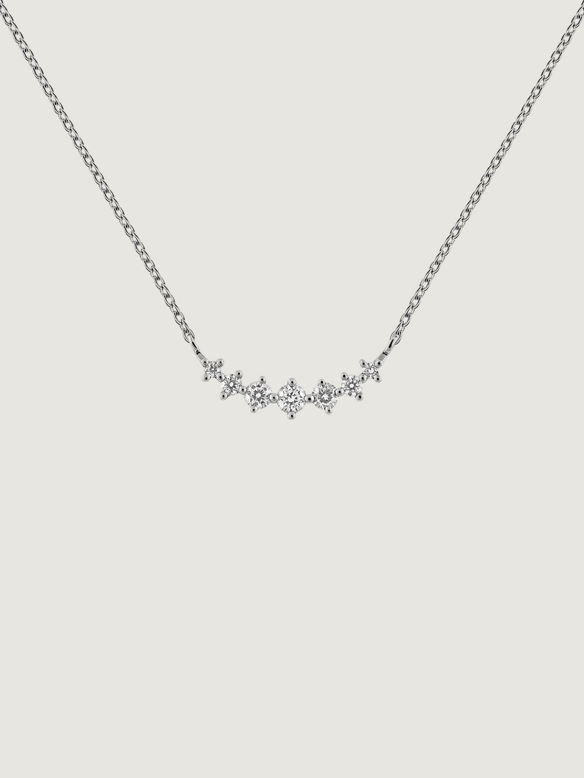 18K white gold necklace with diamonds