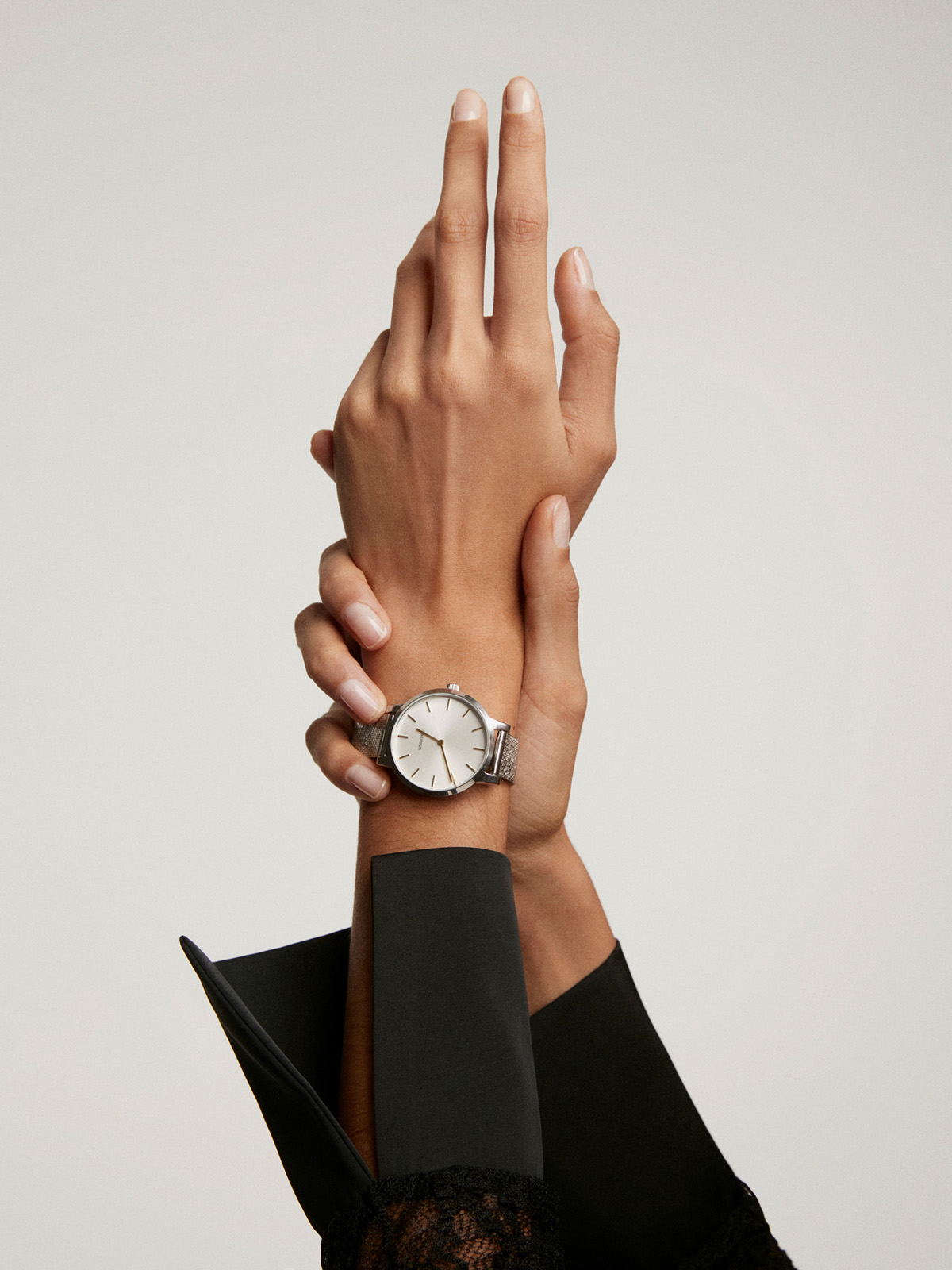 Reloj Vett con correa de acero gris y esfera blanca