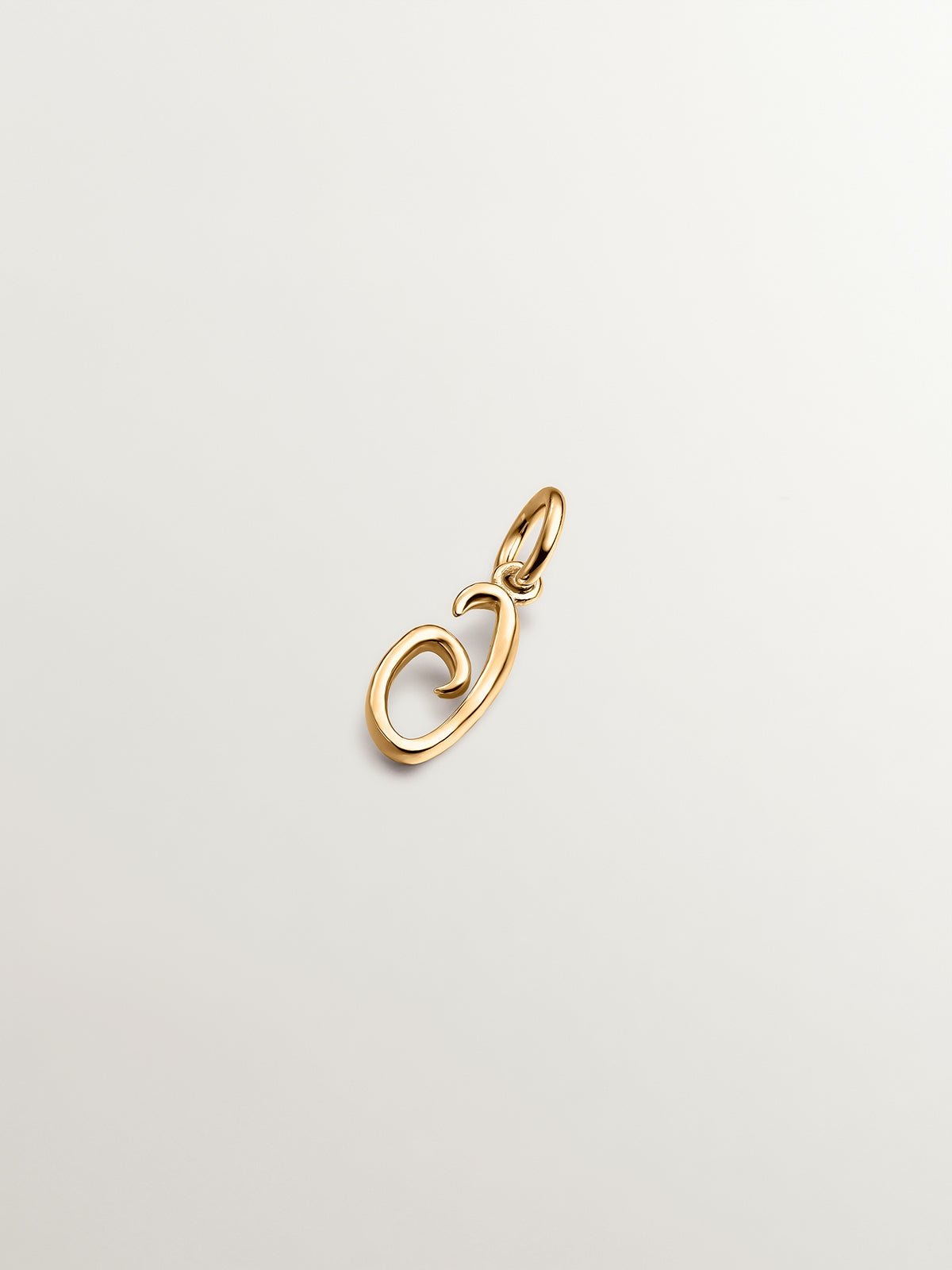 Charm de plata 925 bañada en oro amarillo de 18K con inicial G