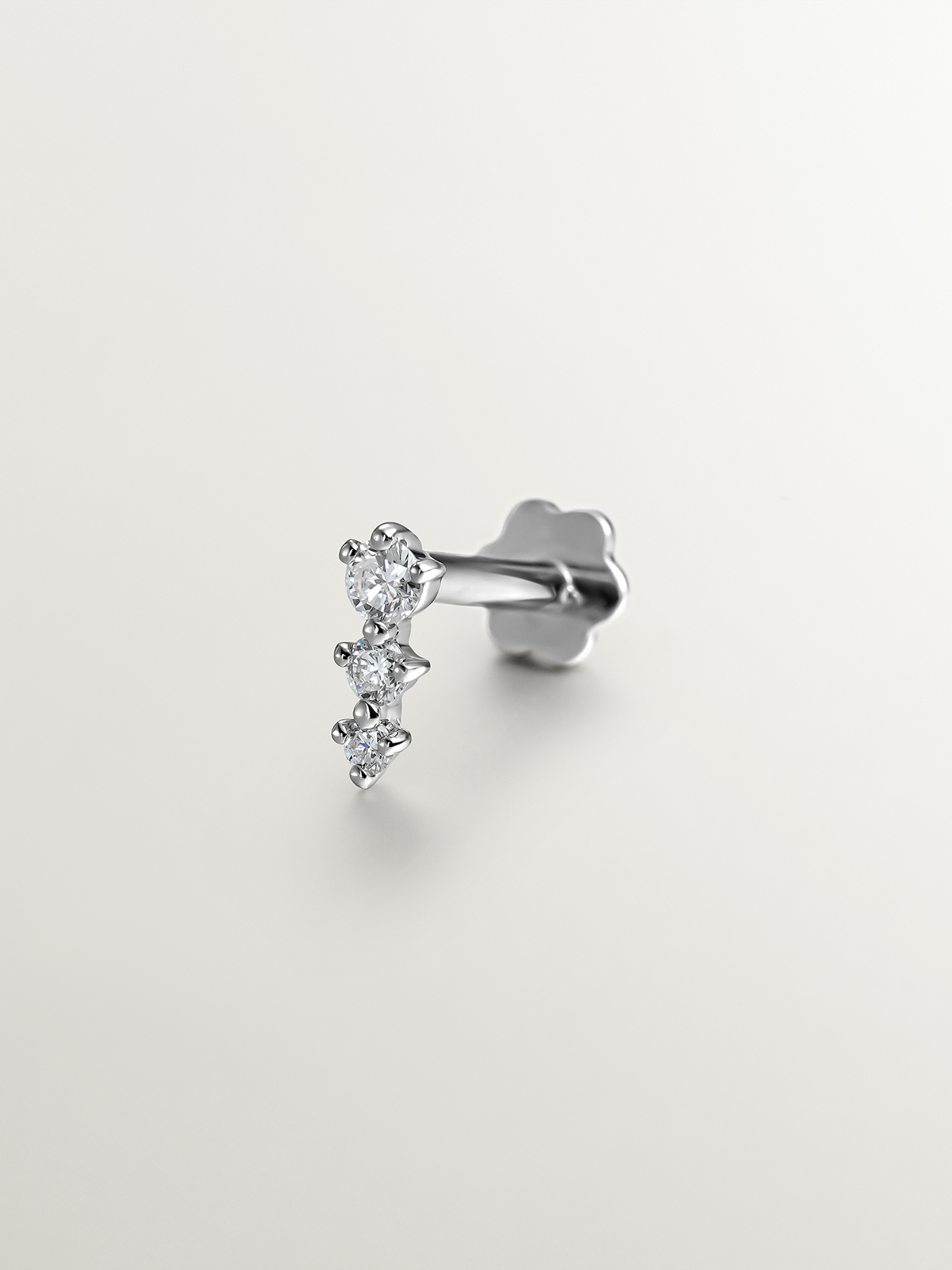 18K White Gold Piercing with Diamonds