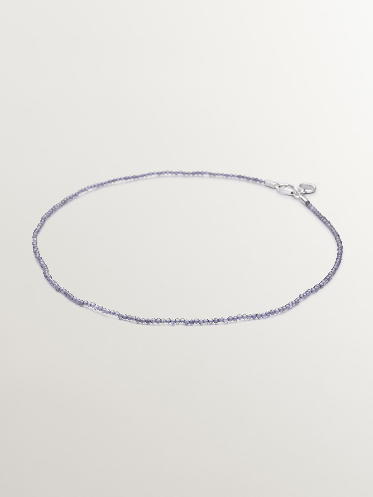 Collar de plata 925 con bolitas de iolitas grises