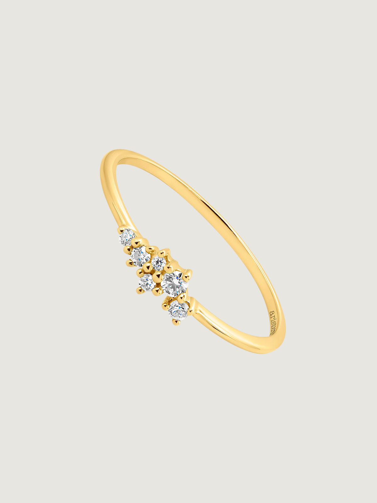 9K yellow gold ring with 0.025 cts diamonds