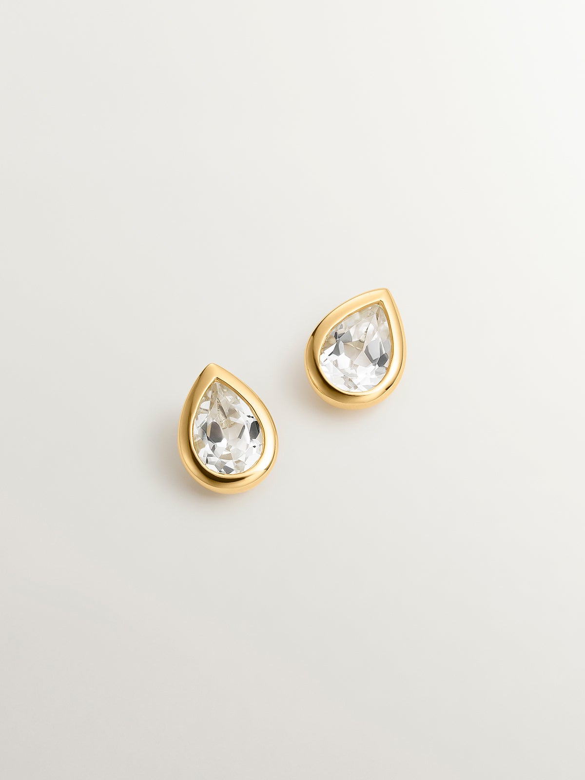 18K yellow gold plated 925 silver earrings with 2 white topazes