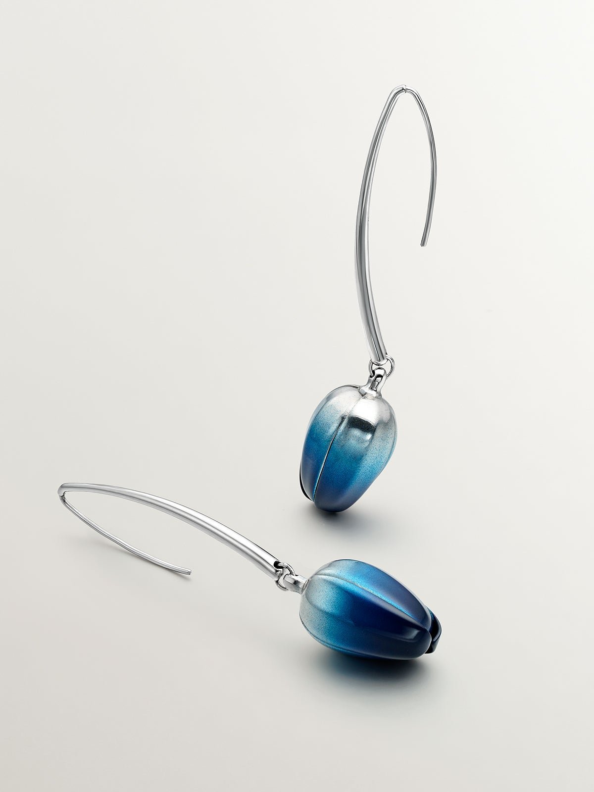 Pendientes de plata 925 con forma de orquídea con esmalte azul degradado y efecto pulido